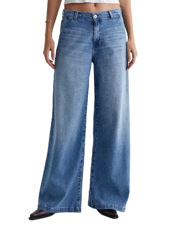 Stella Low Slung Palazzo Jeans In Dune