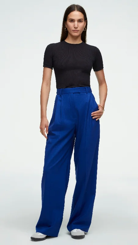 Pleated Trouser in Seasonless Wool | Cobalt