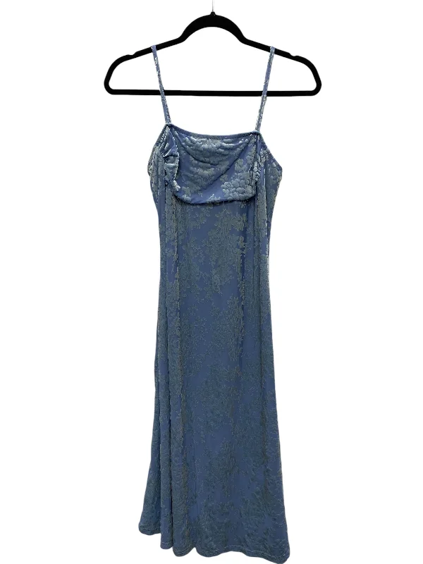 Dress Casual Maxi By Clothes Mentor In Blue, Size: M